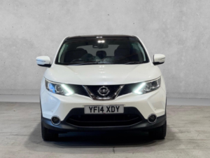 2014 Nissan Qashqai 1.2 Dig-T Acenta Premium 2WD Euro 5 (s/s) 5dr in White — image 5