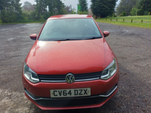 2014 Volkswagen Polo 1.2 Tsi Bluemotion Tech Se in Red — image 5