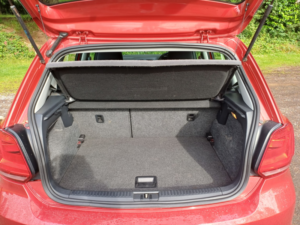 2014 Volkswagen Polo 1.2 Tsi Bluemotion Tech Se in Red — image 6