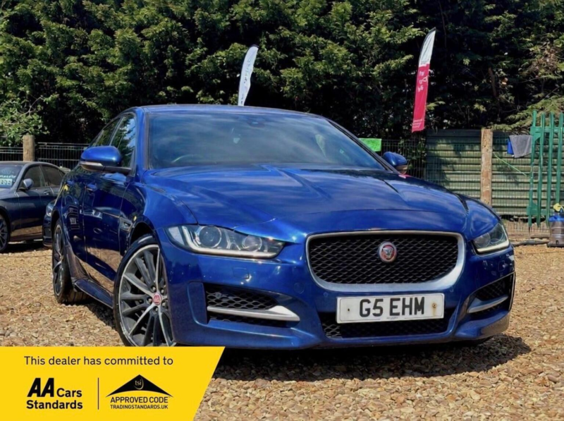 2015 Jaguar Xe 2.0 Gtdi R-Sport Auto Euro 6 (s/s) 4dr in Blue — image 1