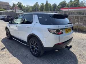 2019 Land Rover Discovery Sport 2.0 Td4 Landmark SUV 5dr Diesel Auto 4WD Euro 6 (s/s) (180 Ps) in White — image 4