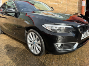 2016 BMW 2 Series 2.0 220d Luxury Auto Euro 6 (s/s) 2dr in Black — image 5