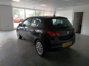 2015 Vauxhall Corsa 1.2 I Se in Black — image 4