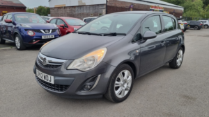 2012 Vauxhall Corsa 1.4 16v Se in Grey — image 6