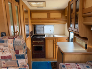 2000 Auto-Trail Cheyenne 590 Fiat Ducato Motorhome 5 Berth 2.8td in White — image 4