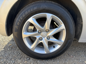 2015 Peugeot 208 1.0 Vti Puretech Active in Silver — image 5