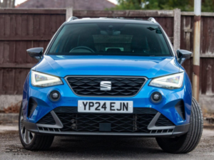 2024 SEAT Arona 1.0 Tsi Fr Sport DSG Euro 6 (s/s) 5dr in Blue — image 5