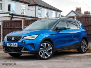 2024 SEAT Arona 1.0 Tsi Fr Sport DSG Euro 6 (s/s) 5dr in Blue — image 6