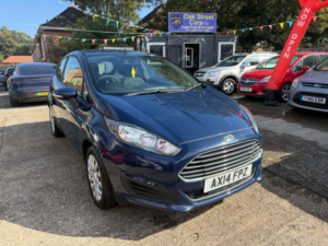 2014 Ford Fiesta 1.25 Style Euro 5 3dr in Blue — image 3