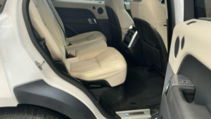 2022 Land Rover Range Rover Sport 3.0 D300 Mhev Hse Dynamic Auto 4WD Euro 6 (s/s) 5dr in White — image 4