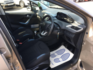 2013 Peugeot 208 1.6 E-Hdi Allure Euro 5 (s/s) 5dr in Grey — image 5