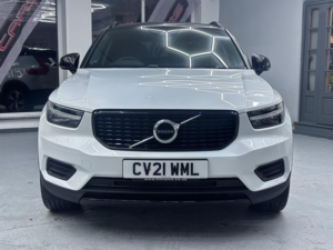 2021 Volvo Xc40 1.5 T3 R-Design Euro 6 (s/s) 5dr in White — image 4