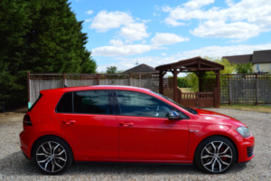 2016 Volkswagen Golf 2.0 Tsi Bluemotion Tech Gti Performance in Red — image 5