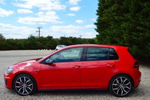 2016 Volkswagen Golf 2.0 Tsi Bluemotion Tech Gti Performance in Red — image 6