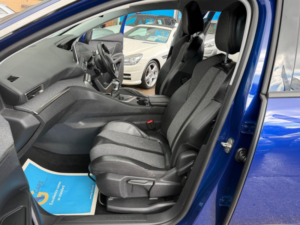 2017 Peugeot 3008 1.6 Bluehdi Allure Euro 6 (s/s) 5dr in Blue — image 4