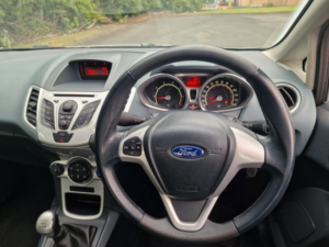 2009 Ford Fiesta 1.4 Zetec in Silver — image 2