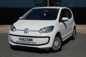 2013 Volkswagen Up 1.0 Move Up! in White — image 3