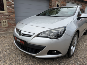 2011 Vauxhall Astra Gtc 2.0 Cdti Sri in Silver — image 5
