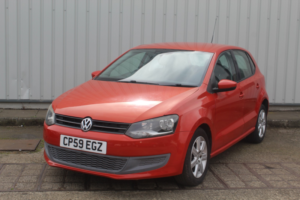 2010 Volkswagen Polo 1.6 Tdi Se in Orange — image 3