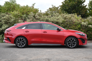2024 Kia Proceed 1.5 T-Gdi Gt-Line Shooting Brake 5dr Petrol Manual Euro 6 (s/s) (158 Bhp) in Red — image 2