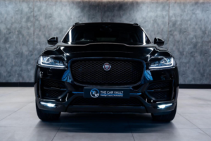 2019 Jaguar F-Pace 2.0 P300 R-Sport Auto AWD Euro 6 (s/s) 5dr in Black — image 5