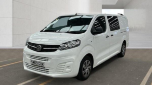 2019 Vauxhall Vivaro 2.0 Turbo D 3100 Edition Crew Van L2 H1 Euro 6 (s/s) 5dr in White — image 2