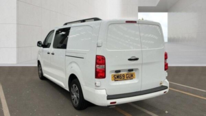 2019 Vauxhall Vivaro 2.0 Turbo D 3100 Edition Crew Van L2 H1 Euro 6 (s/s) 5dr in White — image 4