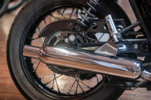 2019 Triumph Bonneville T100 *stunning Example* in White — image 4