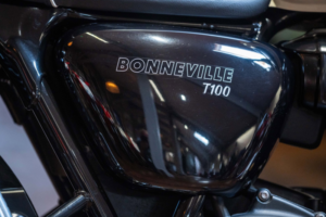 2019 Triumph Bonneville T100 *stunning Example* in White — image 6