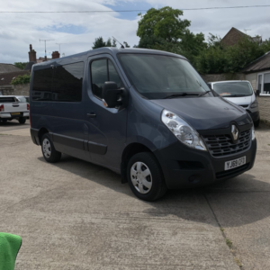 2019 Renault Master 2.3 Fwd Sl28 Energy Dci 110 Business+ Euro 6 in Blue — image 2