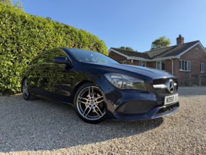 2019 Mercedes-Benz Cla 1.6 Cla200 Amg Line Edition in Blue — image 2