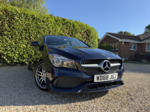 2019 Mercedes-Benz Cla 1.6 Cla200 Amg Line Edition in Blue — image 3