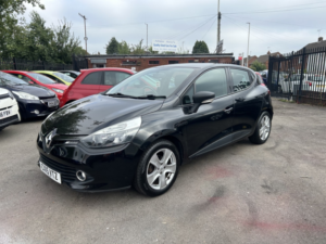 2015 Renault Clio 1.5 Expression+ Dci 90 Stop & Start in Black — image 3