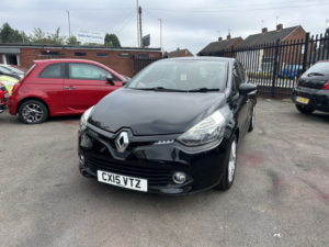 2015 Renault Clio 1.5 Expression+ Dci 90 Stop & Start in Black — image 5