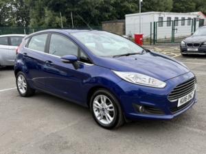 2016 Ford Fiesta 1.3 Zetec in Blue — image 2