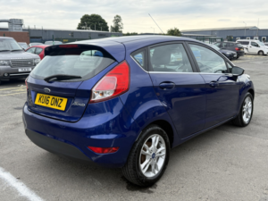 2016 Ford Fiesta 1.3 Zetec in Blue — image 3