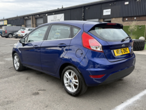 2016 Ford Fiesta 1.3 Zetec in Blue — image 4