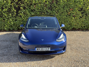 2020 Tesla Model 3 Standard Range Plus in Blue — image 4
