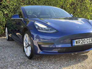 2020 Tesla Model 3 Standard Range Plus in Blue — image 5