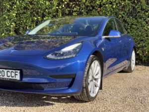 2020 Tesla Model 3 Standard Range Plus in Blue — image 6