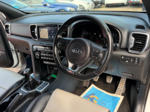 2017 Kia Sportage 1.7 Crdi Gt-Line Edition Euro 6 (s/s) 5dr in White — image 3
