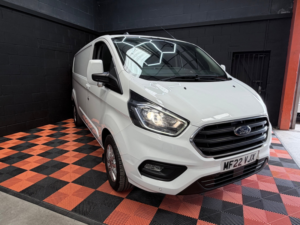 2022 Ford Transit Custom 2.0 300 Ecoblue Limited Panel Van 5dr Diesel Manual L2 H1 Euro 6 (s/s) (130 Ps) in White — image 3
