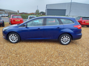 2015 Ford Focus 1.5 Tdci Titanium Euro 6 (s/s) 5dr in Blue — image 4