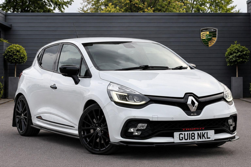 2018 Renault Clio 1.6 Tce Renaultsport Nav Trophy Edc Euro 6 (s/s) 5dr in White — image 1