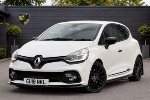 2018 Renault Clio 1.6 Tce Renaultsport Nav Trophy Edc Euro 6 (s/s) 5dr in White — image 3