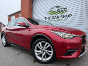 2017 Infiniti Q30