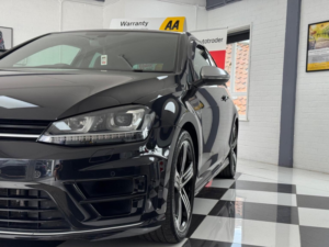 2017 Volkswagen Golf 2.0 Tsi Bluemotion Tech R 4motion Euro 6 (s/s) 3dr in Black — image 5