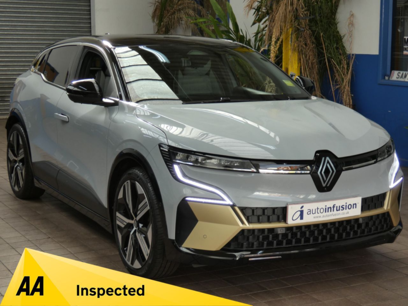 2023 Renault Megane E-Tech 60kwh Iconic Hatchback 5dr Electric Auto (optimum Charge) (220 Ps) in Grey — image 1