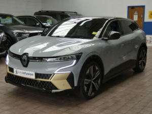 2023 Renault Megane E-Tech 60kwh Iconic Hatchback 5dr Electric Auto (optimum Charge) (220 Ps) in Grey — image 3