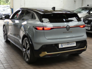 2023 Renault Megane E-Tech 60kwh Iconic Hatchback 5dr Electric Auto (optimum Charge) (220 Ps) in Grey — image 4